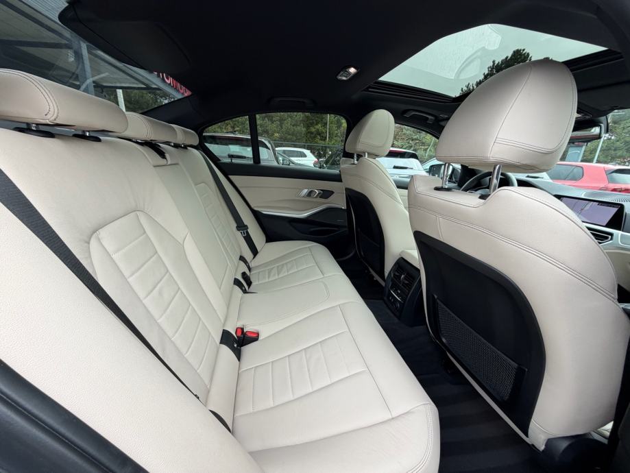 BMW serija 3 320d *xDrive* *FULL OPREMA!* Laser Šiber Head Up Servisna, fotografija 17