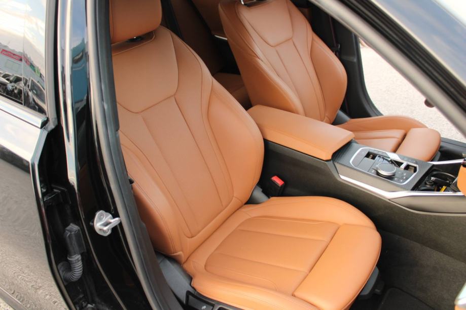 BMW serija 3 320d xDrive M-paket *HEAD UP, LED, NAVIGACIJA, KAMERA 360, fotografija 13