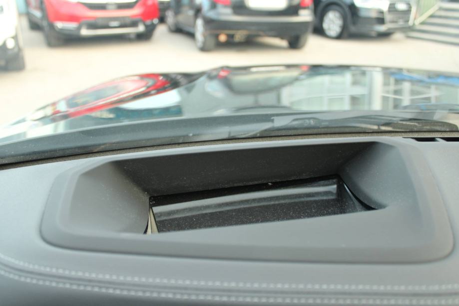 BMW serija 3 320d xDrive M-paket *HEAD UP, LED, NAVIGACIJA, KAMERA 360, fotografija 20