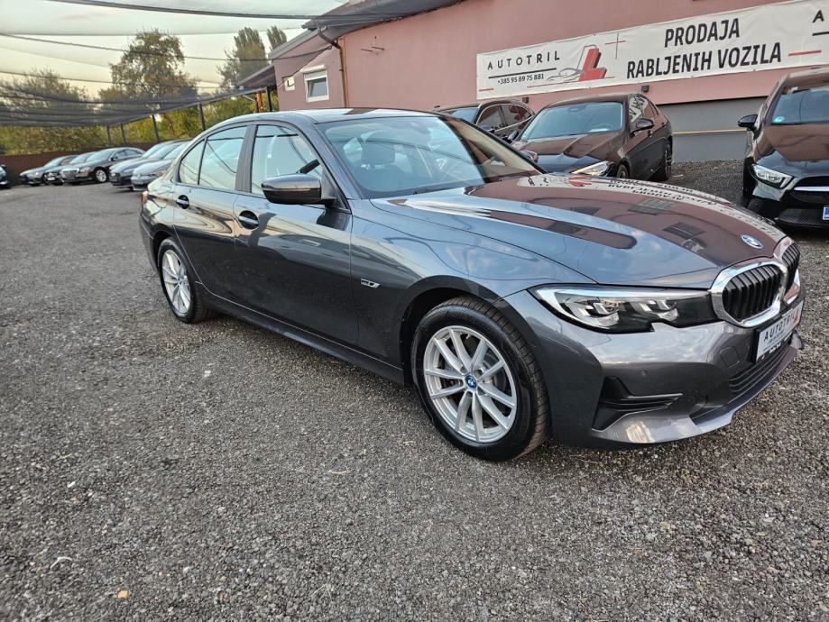 BMW serija 3 320e automatik,LEASING BEZ UČEŠĆA I BEZ JAMACA, fotografija 9