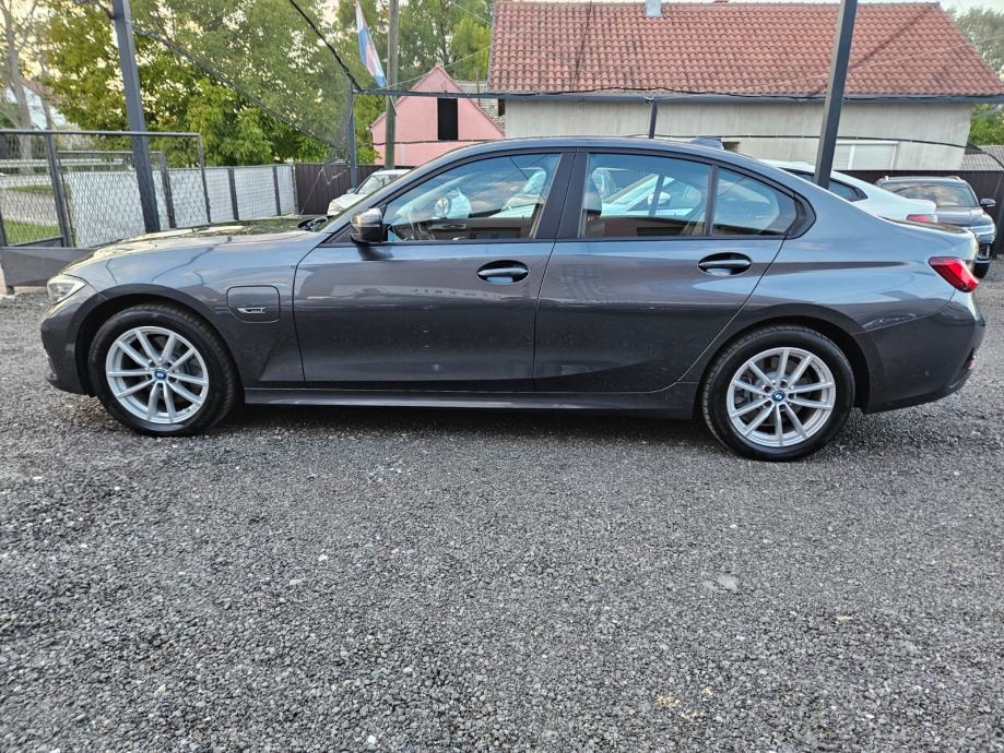 BMW serija 3 320e automatik,LEASING BEZ UČEŠĆA I BEZ JAMACA, fotografija 3