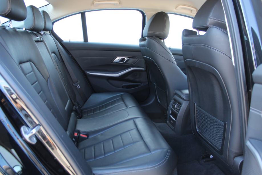 BMW serija 3 320e automatik-LEASING BEZ UČEŠĆA!, fotografija 12
