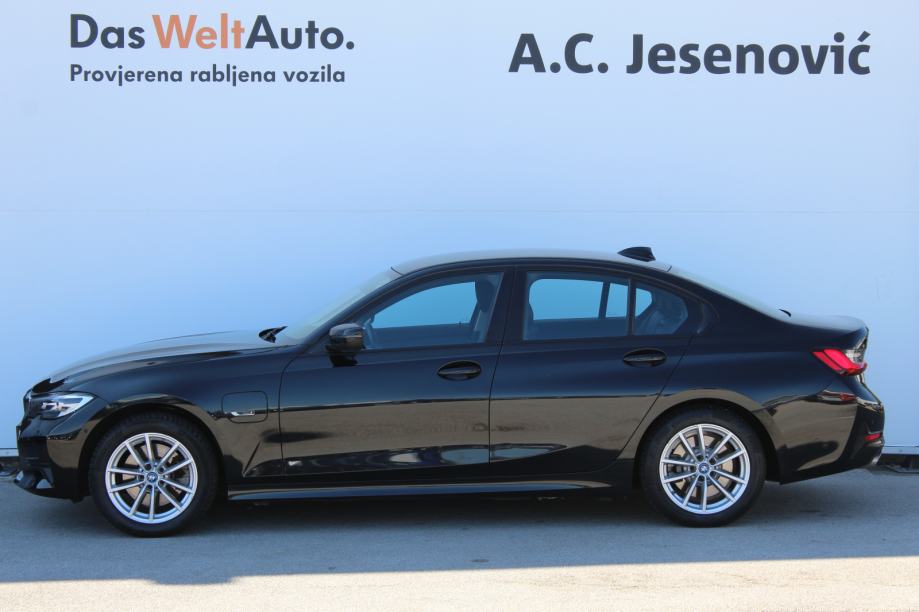 BMW serija 3 320e automatik-LEASING BEZ UČEŠĆA!, fotografija 6