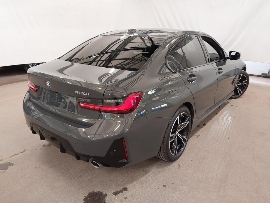 BMW serija 3 320i automatik M sport, fotografija 4