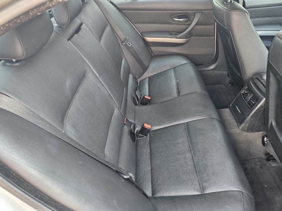 BMW serija 3 320i automatik, fotografija 11