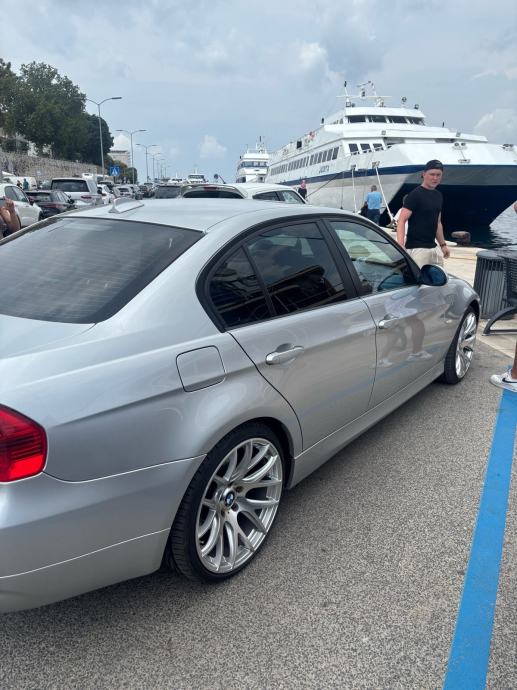 BMW serija 3 320i automatik, fotografija 5