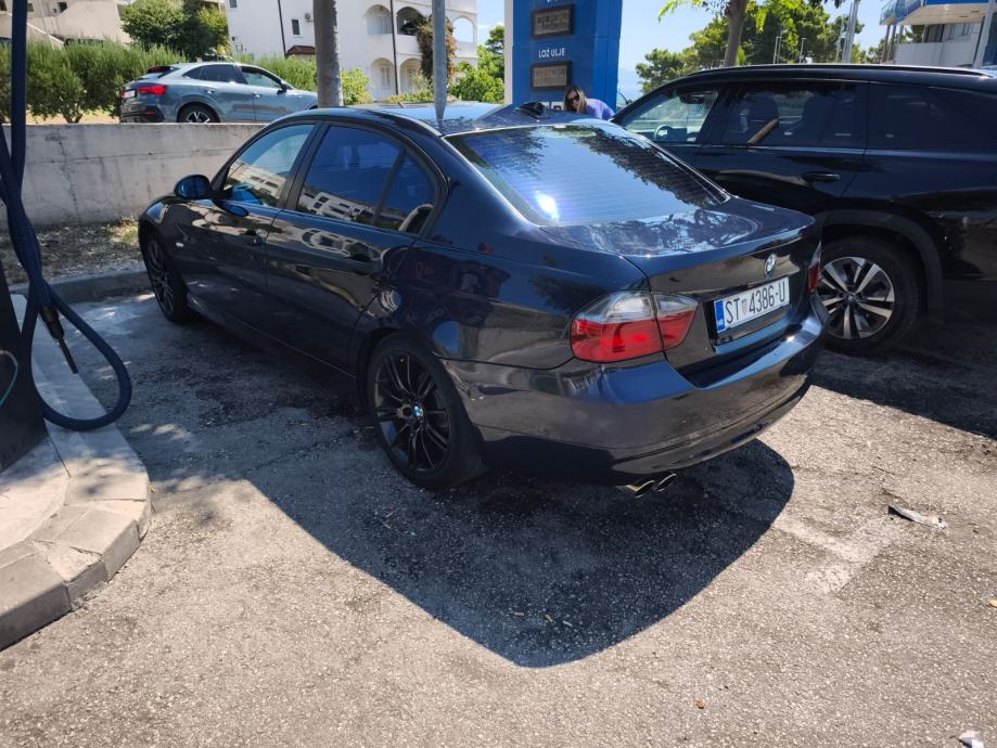 BMW serija 3 320i, fotografija 7