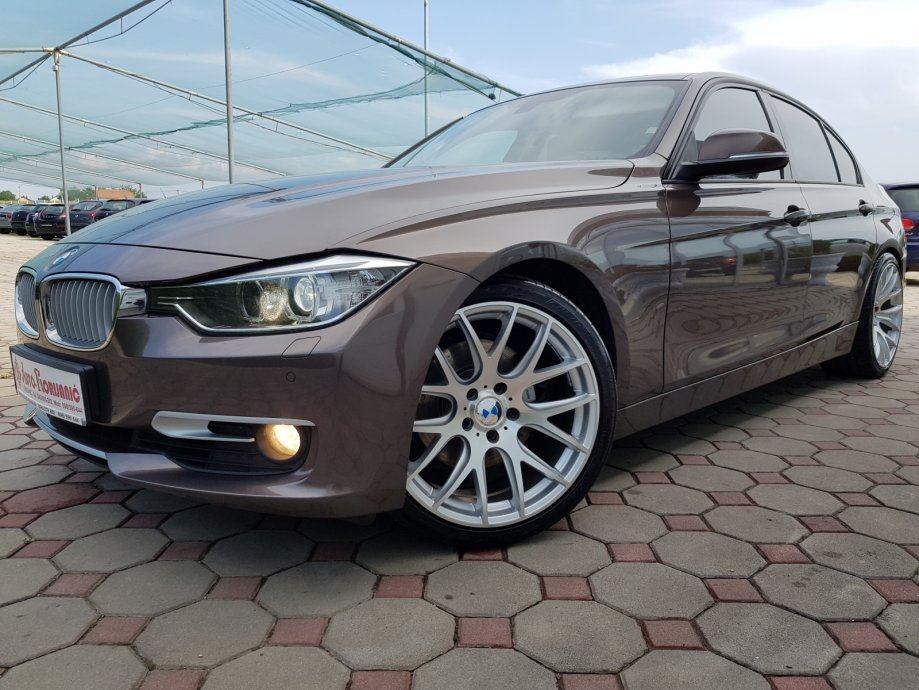 BMW serija 3 325d 2014.,TOP STANJE, SERVISNA, reg:4.7.2020.,ALU 19....