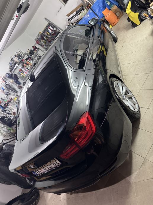 BMW serija 3 330d automatik, fotografija 3