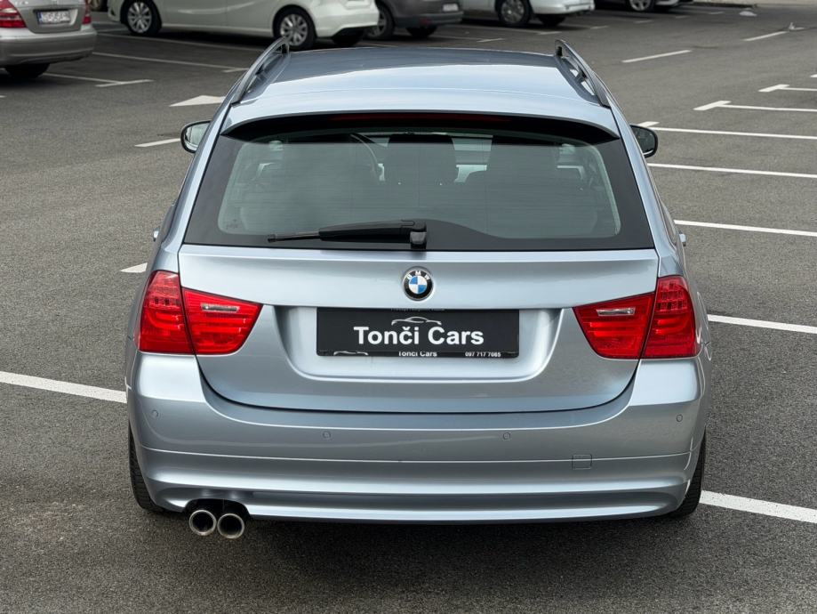 BMW SERIJA 3 330D TOURING * X- DRIVE * 245KS * AUTOMATIC * SERVISNA *, fotografija 10
