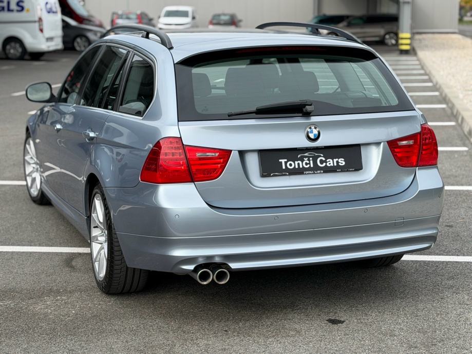 BMW SERIJA 3 330D TOURING * X- DRIVE * 245KS * AUTOMATIC * SERVISNA *, fotografija 4