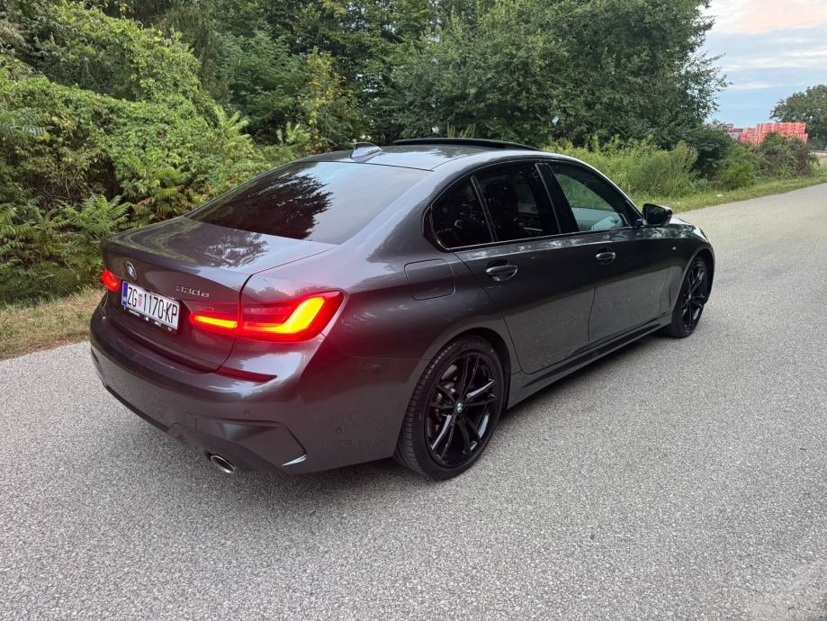 BMW serija 3 330e// M- paket //, fotografija 3