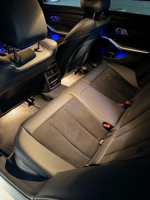 BMW serija 3 330i - HUD, Laser, šiber, fotografija 15