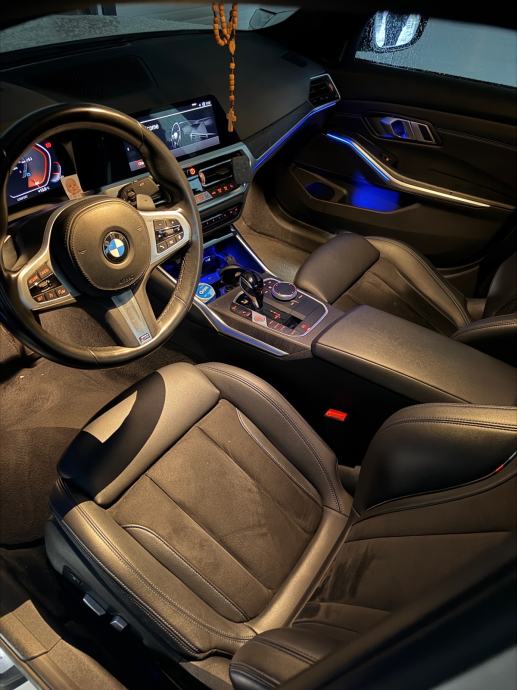 BMW serija 3 330i - HUD, Laser, šiber, fotografija 13