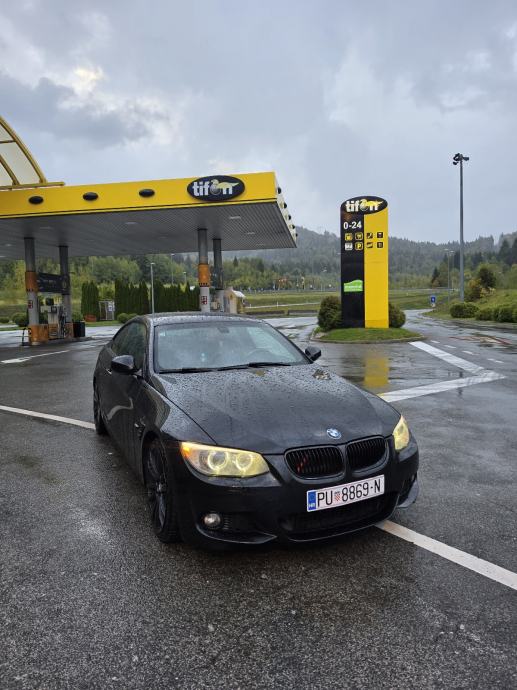 BMW serija 3 Coupe 320d, fotografija 2