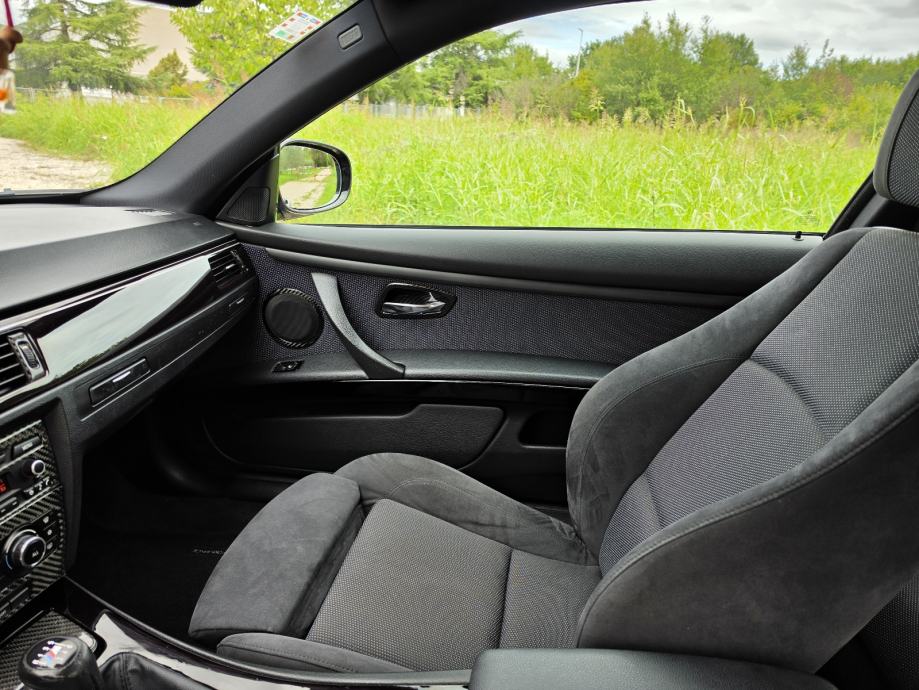 BMW serija 3 Coupe 320d, fotografija 8
