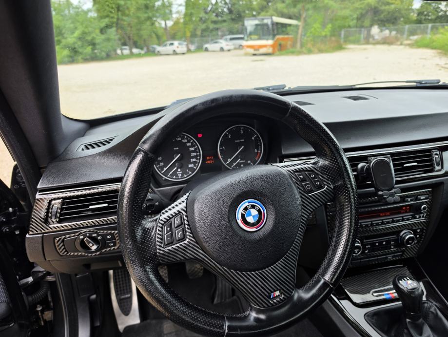 BMW serija 3 Coupe 320d, fotografija 7