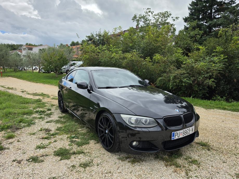 BMW serija 3 Coupe 320d, fotografija 11