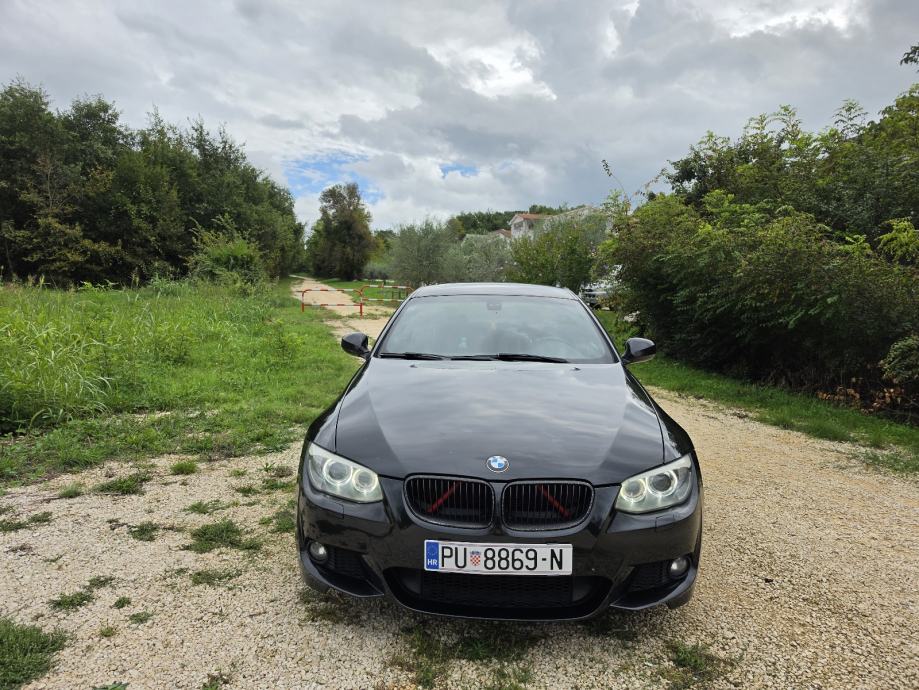 BMW serija 3 Coupe 320d, fotografija 12