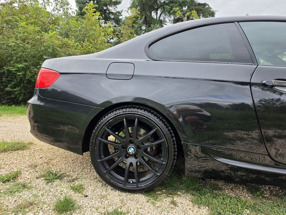 BMW serija 3 Coupe 320d, fotografija 14