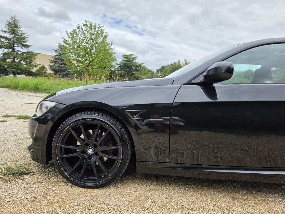 BMW serija 3 Coupe 320d, fotografija 16