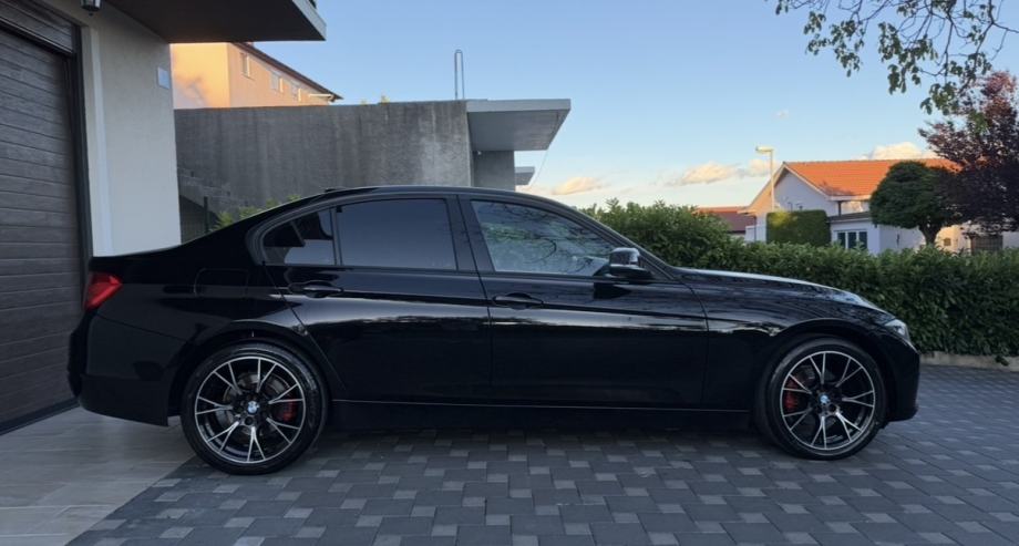 BMW serija 3 - F30 - 318d 320d (318 320), fotografija 2