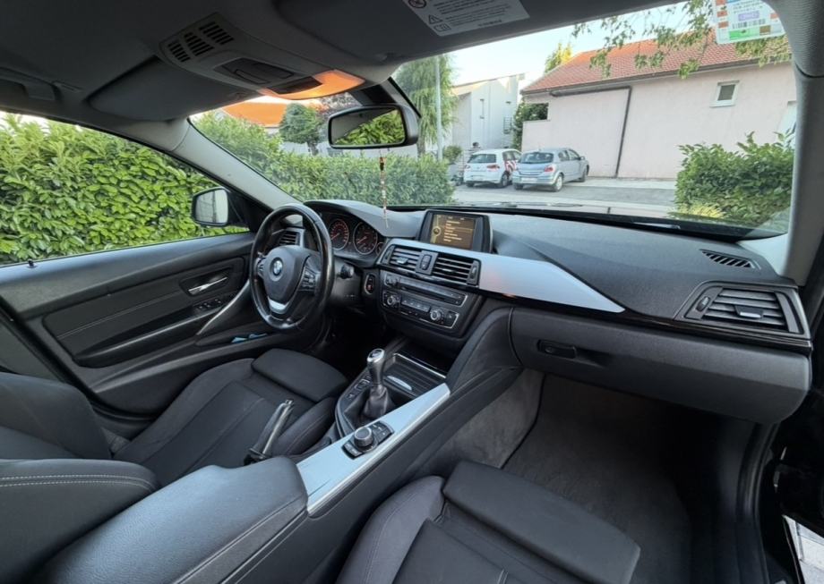 BMW serija 3 - F30 - 318d 320d (318 320), fotografija 5