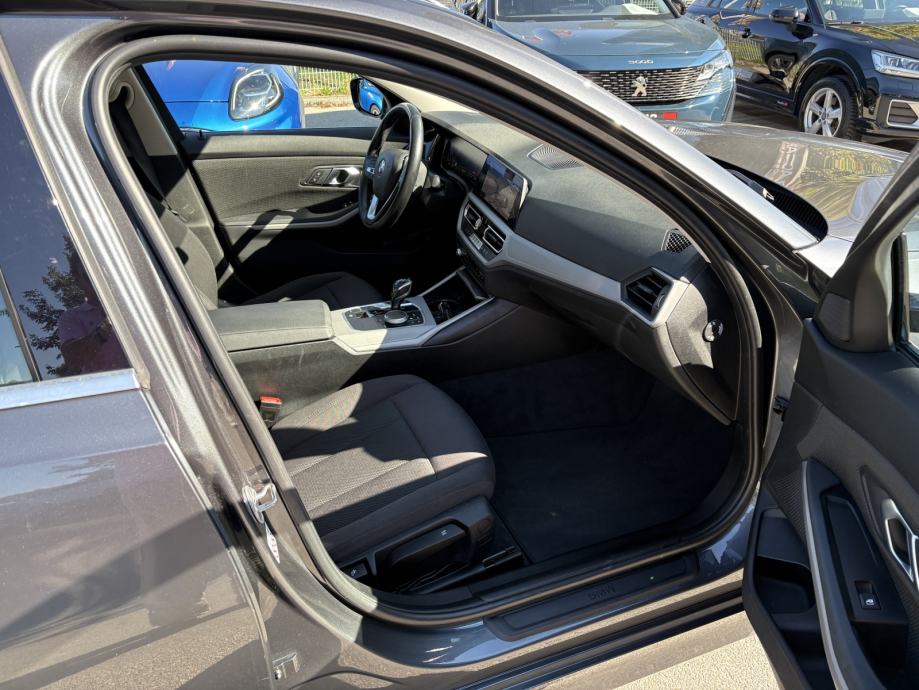 BMW serija 3 Touring 318d automatik - AKCIJA, fotografija 5
