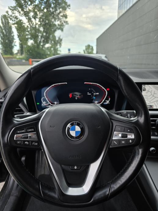 BMW serija 3 318d REG GOD DANA, full oprema, virtual, automatik, koža, fotografija 9