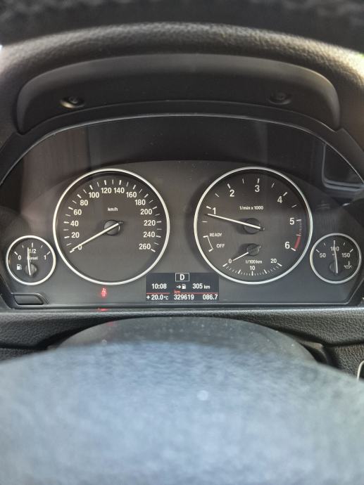 BMW f31 318d automatik,reg 1.god, fotografija 17