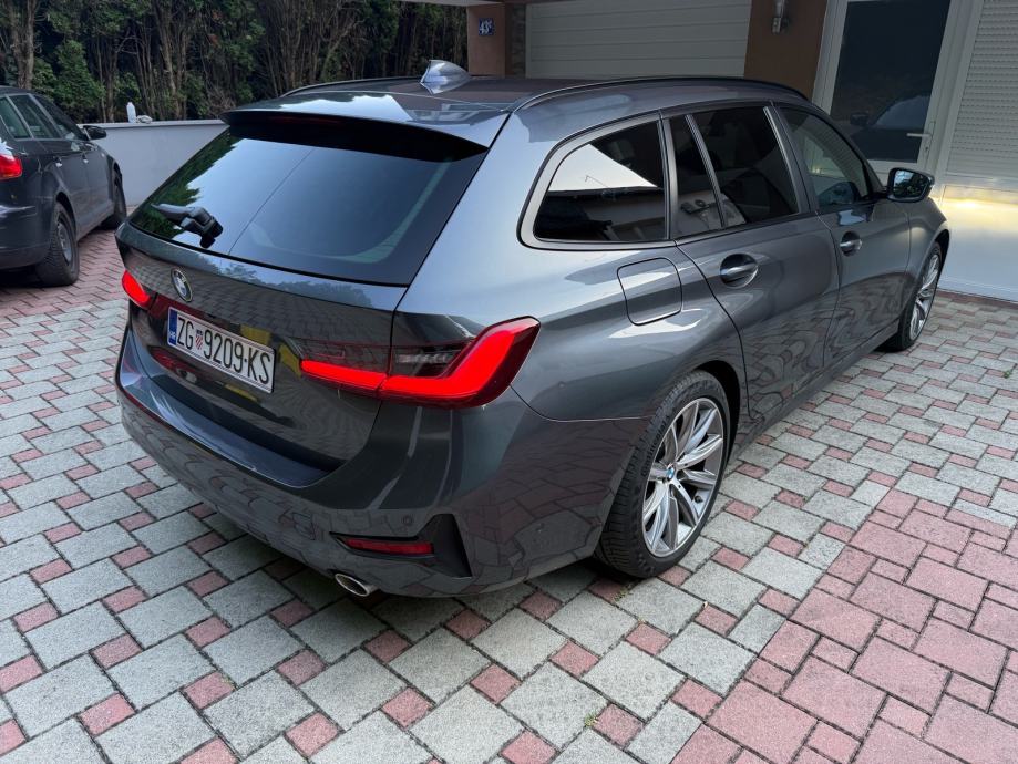 BMW serija 3 Touring 318d automatik, fotografija 4
