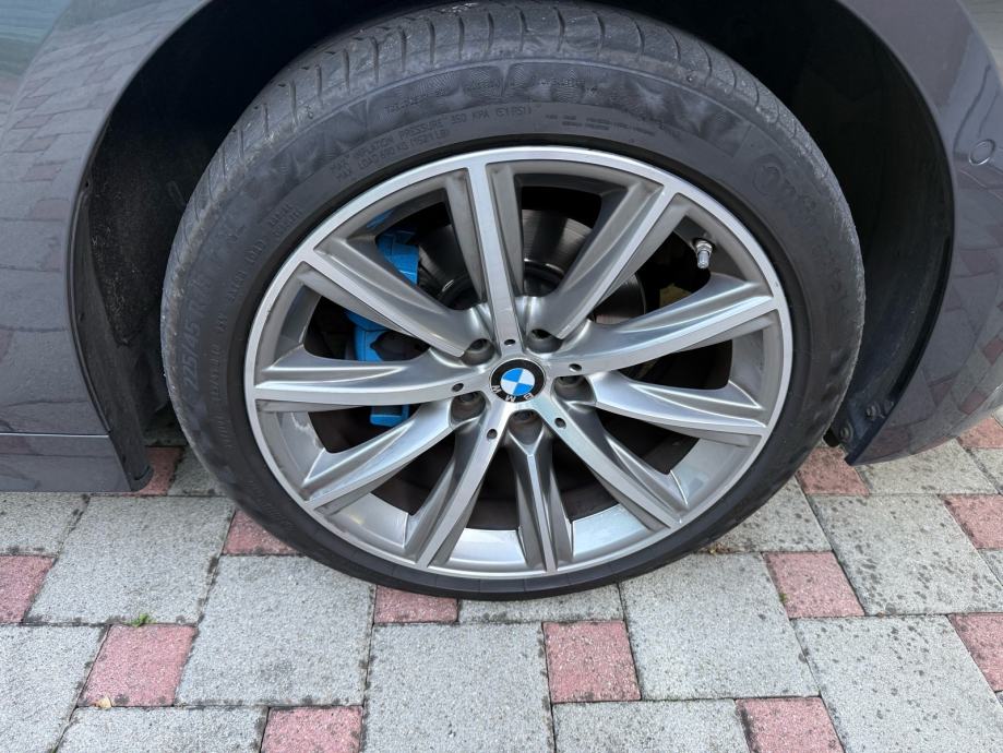 BMW serija 3 Touring 318d automatik, fotografija 18