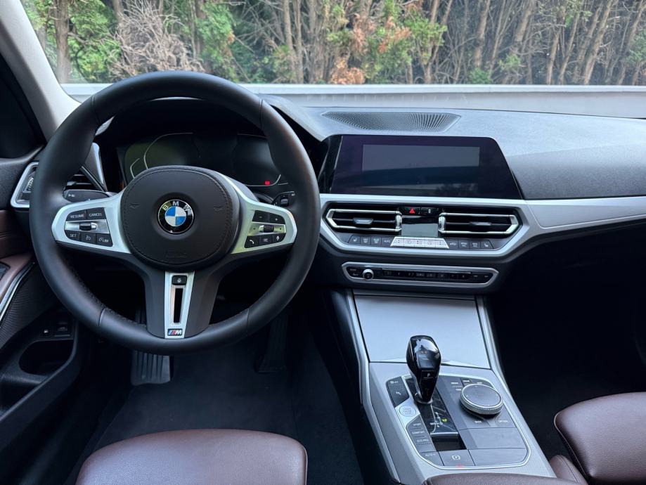 BMW serija 3 Touring 318d automatik, fotografija 10