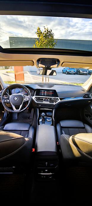 BMW serija 3 Touring 318d automatik, fotografija 12