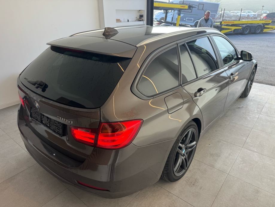 BMW serija 3 Touring 318d Automatik, fotografija 4