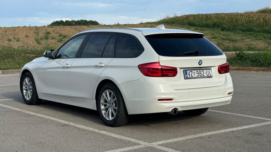 BMW serija 3 Touring 318d LCI - Navi, grj. sjedala, Temp, Kamera, fotografija 2