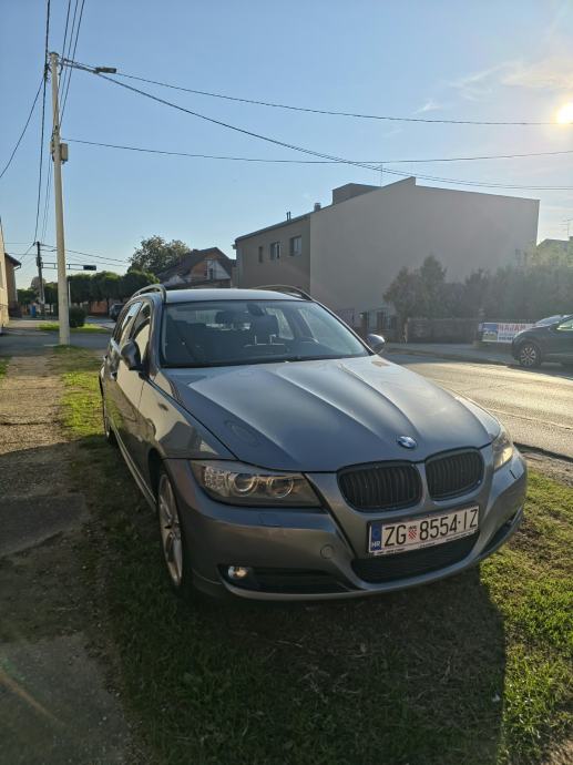 BMW serija 3 Touring 318d LCI - REG do 10/2027, fotografija 2