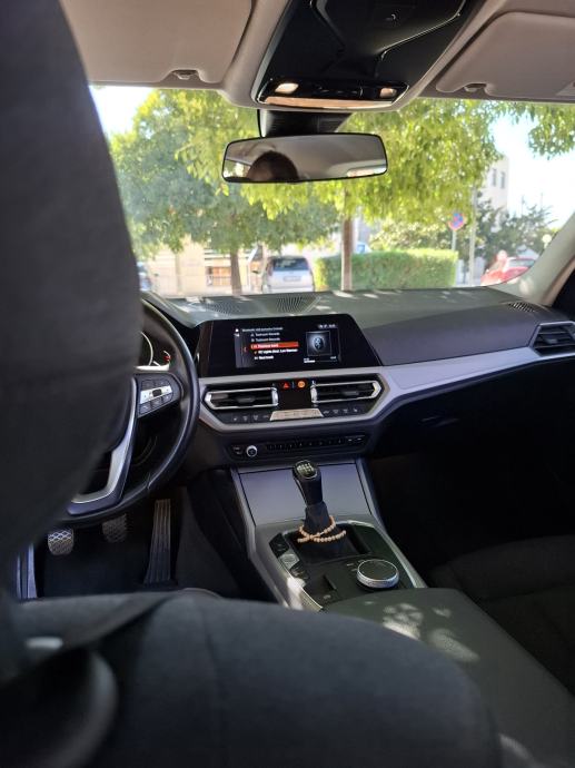 BMW serija 3 Touring 318d(150 ks) *LED*Reg11.2026, fotografija 10