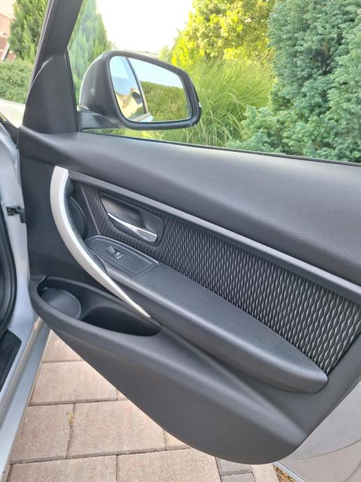 BMW 318d B47 Touring F31 LCI Automatik Euro 6, fotografija 6