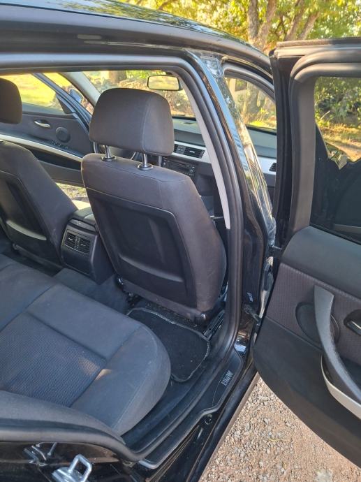 BMW serija 3 Touring 318d, fotografija 11
