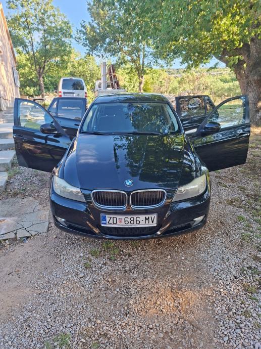 BMW serija 3 Touring 318d, fotografija 5