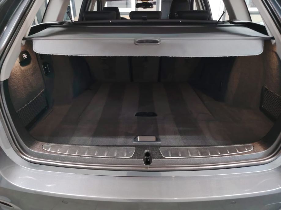 BMW serija 3 Touring 320d automatik, fotografija 8