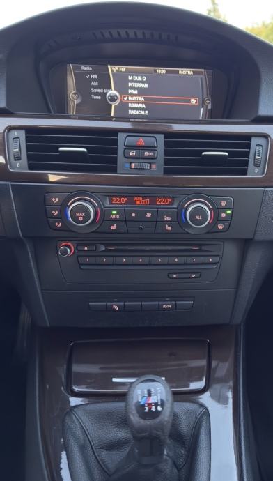 BMW serija 3 Touring 320d, fotografija 10