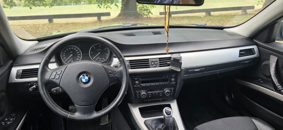 BMW serija 3 Touring 320d Top stanje. Reg 09/27, fotografija 13