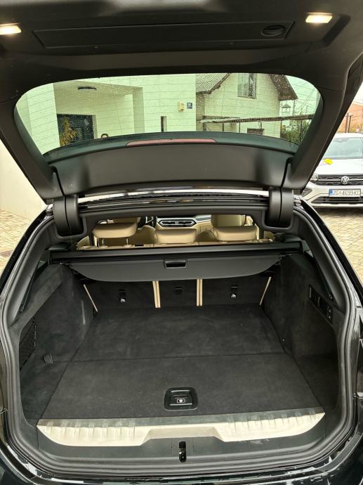 BMW serija 3 Touring 330e M Sport, fotografija 13