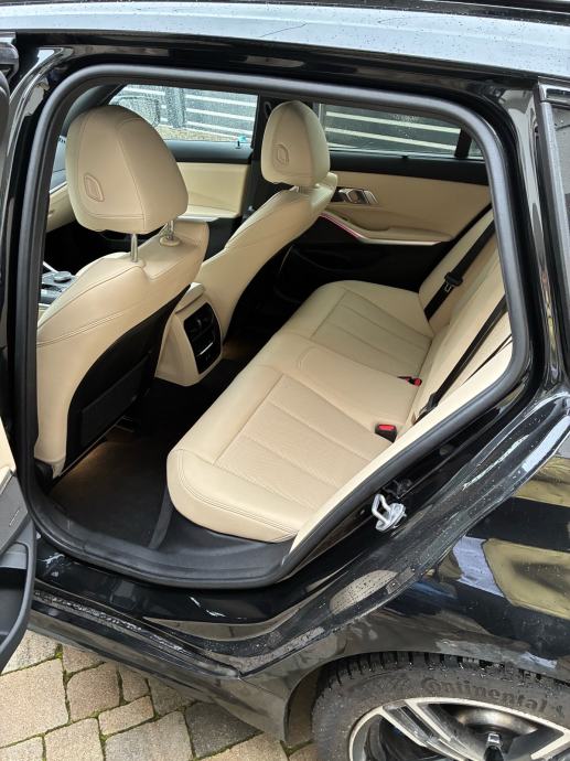 BMW serija 3 Touring 330e M Sport, fotografija 12