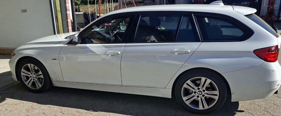 ⭐️⭐️BMW serija 3 318d Touring Automatik 8ZF⭐️⭐️, fotografija 4