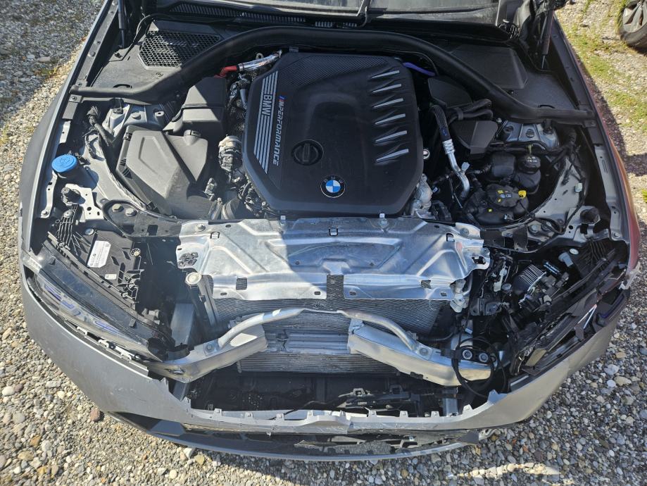 BMW M340d Touring xDrive LED, Panorama 340KS- oštećen, fotografija 9