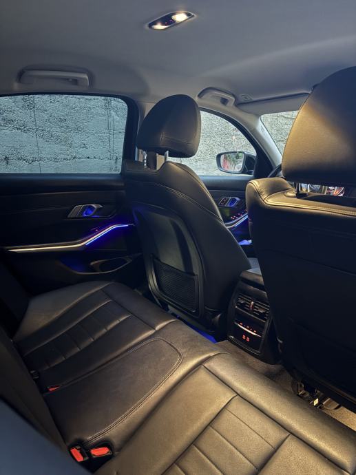 BMW serija 3 upravo registiran i servisiran 1 vlasnik, fotografija 9
