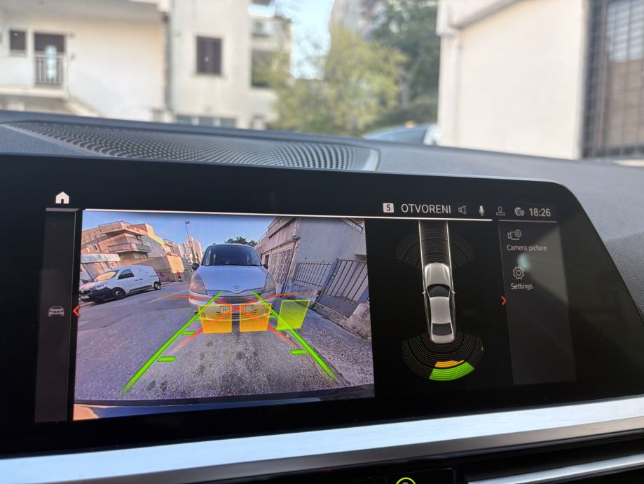 BMW serija 3 upravo registiran i servisiran 1 vlasnik, fotografija 13
